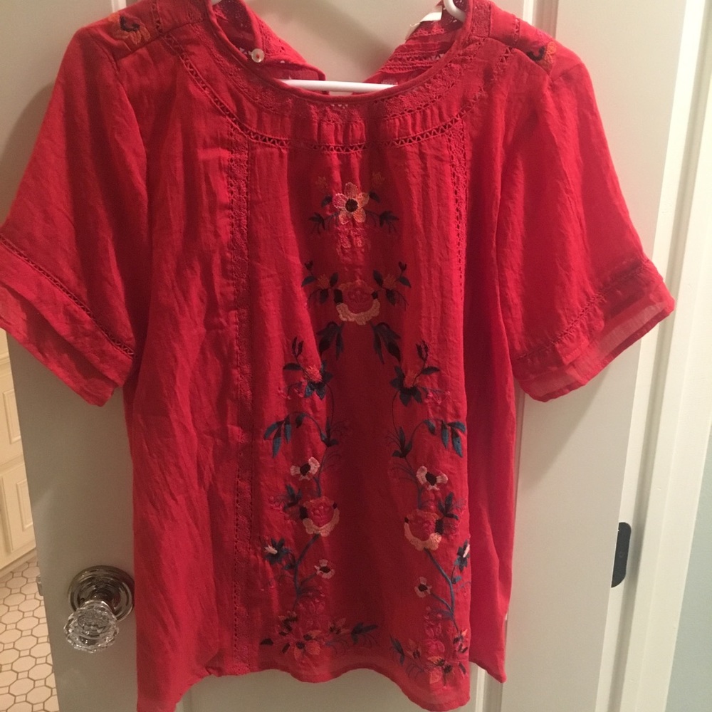 Umgee crocheted top